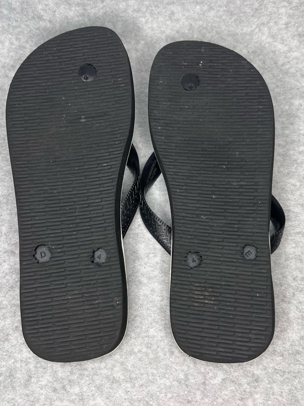 Farm Rio Black Multi Sandal in Black Havaianas Thong Flip Flops Women’s Size 7/8 - Picture 13 of 16